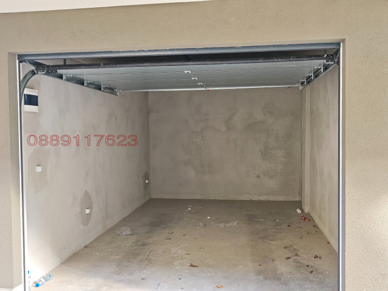 Дава под наем ГАРАЖ, ПАРКОМЯСТО, гр. Плевен, 9-ти квартал, снимка 7 - Гаражи и паркоместа - 53082143