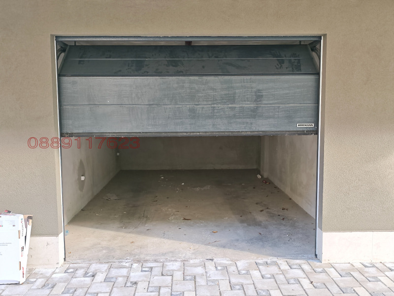 Дава под наем ГАРАЖ, ПАРКОМЯСТО, гр. Плевен, 9-ти квартал, снимка 4 - Гаражи и паркоместа - 53082143