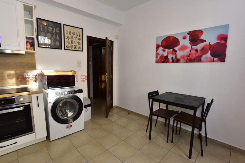 Дава под наем 3-СТАЕН, гр. София, Център, снимка 10 - Апартаменти - 52978294