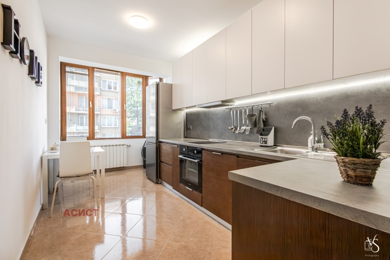 Do wynajęcia  1 sypialnia Sofia , Centar , 70 mkw | 35679582 - obraz [10]