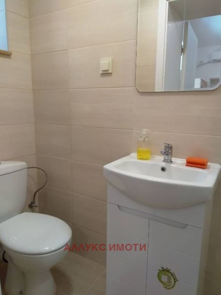 Дава под наем 2-СТАЕН, гр. Русе, Център, снимка 4 - Апартаменти - 55280089