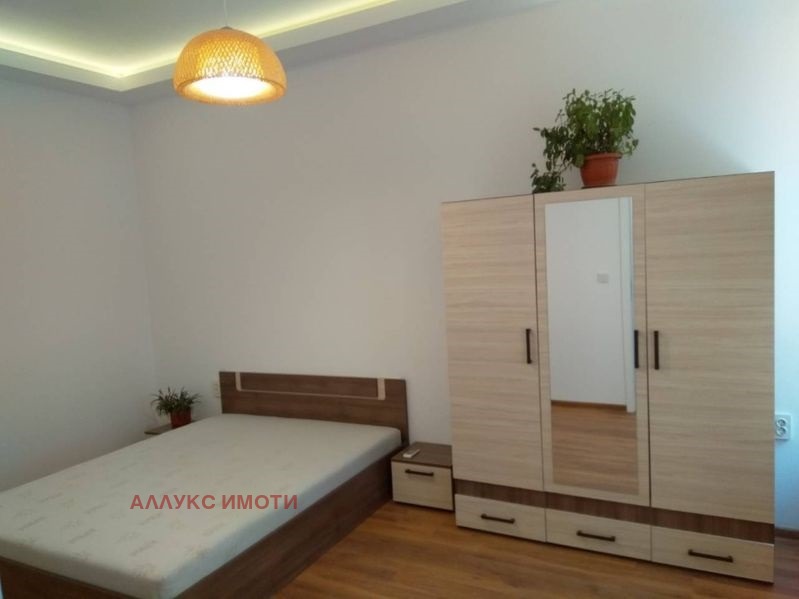 Дава под наем 2-СТАЕН, гр. Русе, Център, снимка 2 - Апартаменти - 55280089