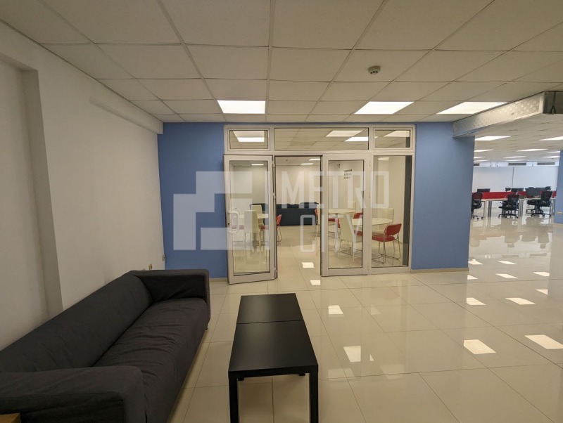 Προς ενοικίαση  Γραφείο Σοφηια , Μλαδοστ 3 , 353 τ.μ | 87571853 - εικόνα [5]
