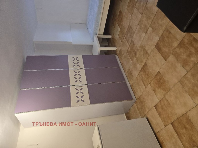 Vuokrattavana  Ullakko Sofia , Tsentar , 16 neliömetriä | 30808485 - kuva [2]