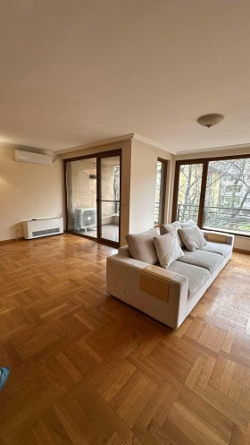 2 chambres Iztok, Sofia