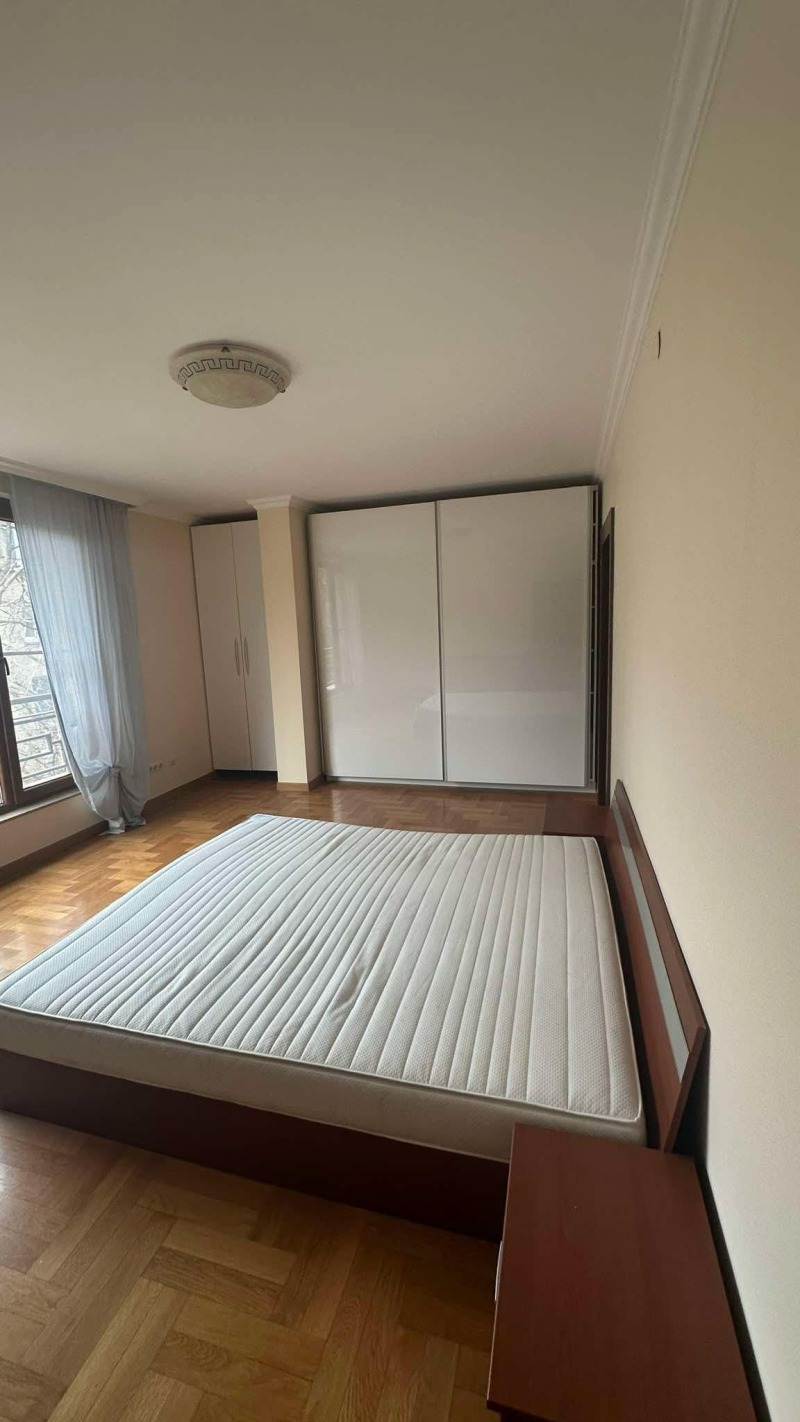 A louer  2 chambres Sofia , Iztok , 240 m² | 76394613 - image [9]