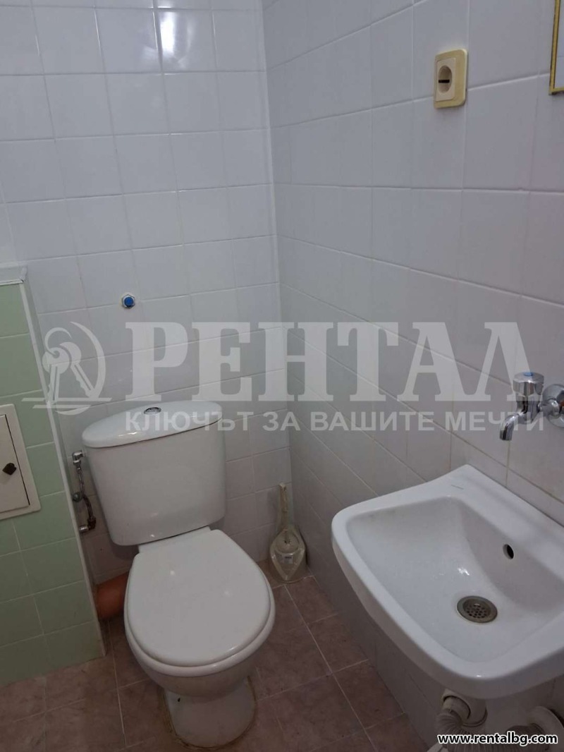 Da affittare  Ufficio Plovdiv , Vastanicheski , 20 mq | 35352110 - Immagine [5]