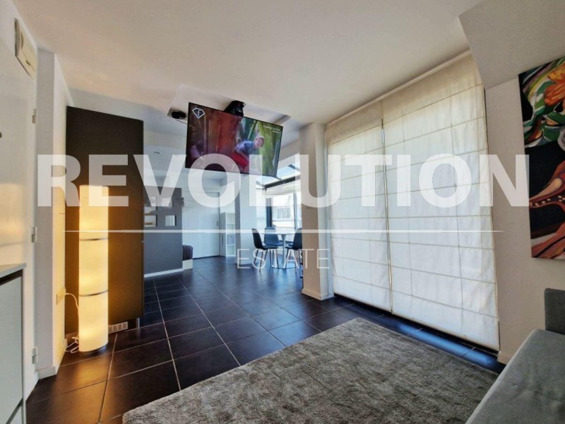 Дава под наем 1-СТАЕН, гр. Варна, Център, снимка 4 - Апартаменти - 53450867