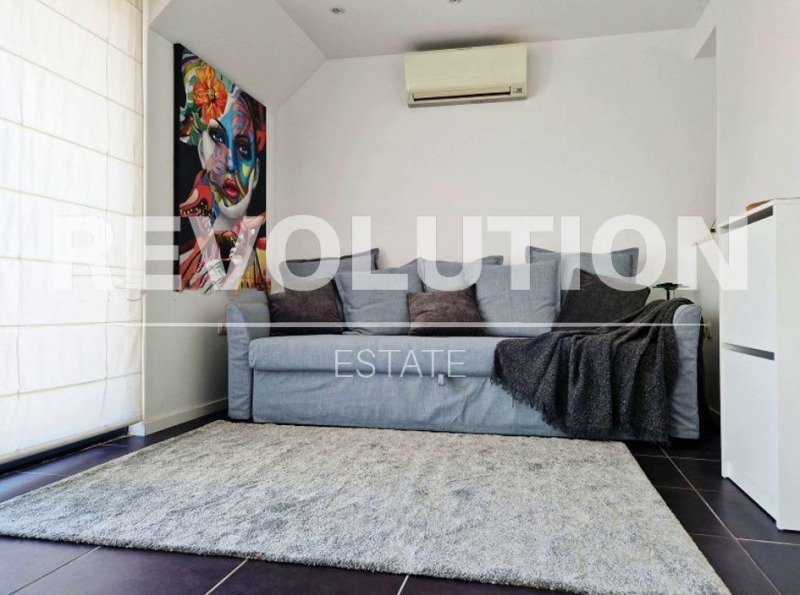 Дава под наем 1-СТАЕН, гр. Варна, Център, снимка 2 - Апартаменти - 53450867