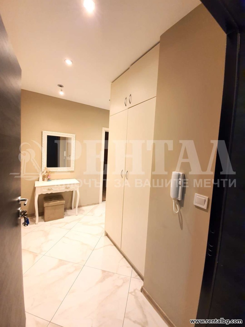 En renta  1 dormitorio Plovdiv , Tsentar , 68 metros cuadrados | 70416871 - imagen [9]
