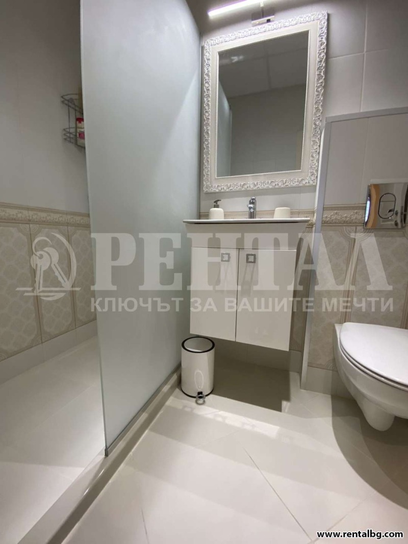 En renta  1 dormitorio Plovdiv , Tsentar , 68 metros cuadrados | 70416871 - imagen [16]