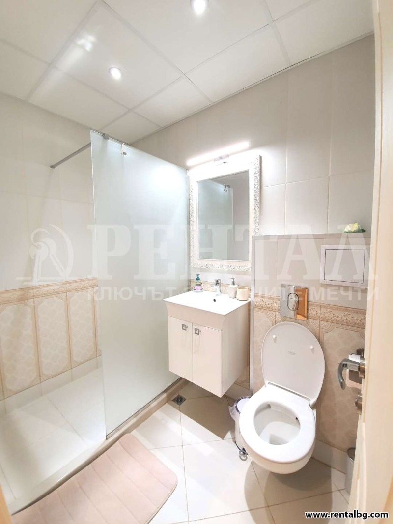 En renta  1 dormitorio Plovdiv , Tsentar , 68 metros cuadrados | 70416871 - imagen [10]