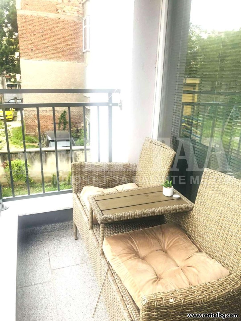 En renta  1 dormitorio Plovdiv , Tsentar , 68 metros cuadrados | 70416871 - imagen [8]