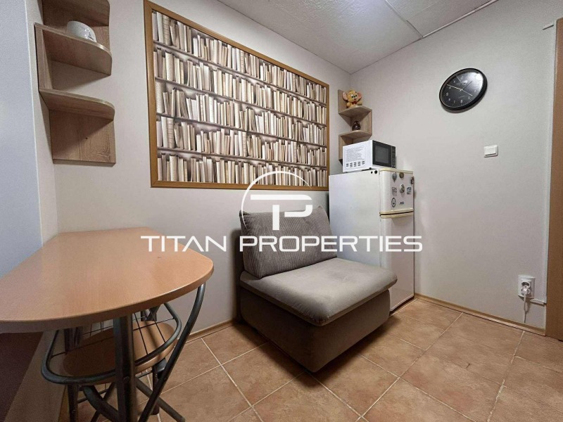 Дава под наем 2-СТАЕН, гр. Варна, Левски 1, снимка 2 - Апартаменти - 52836805