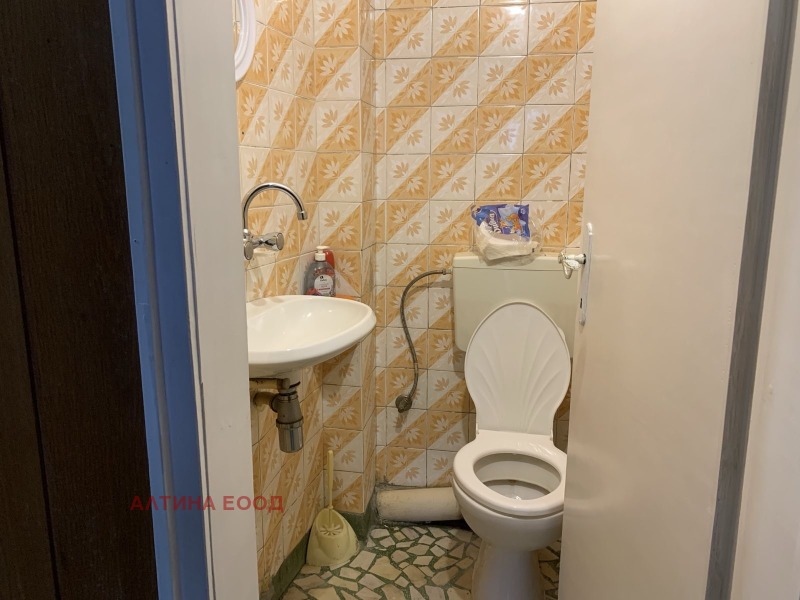 Дава под наем 3-СТАЕН, гр. София, Света Троица, снимка 12 - Апартаменти - 53573452