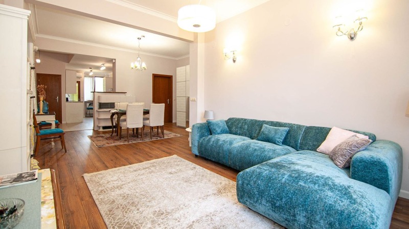 Para alugar  2 quartos Sofia , Doktorski pametnik , 115 m² | 68677140