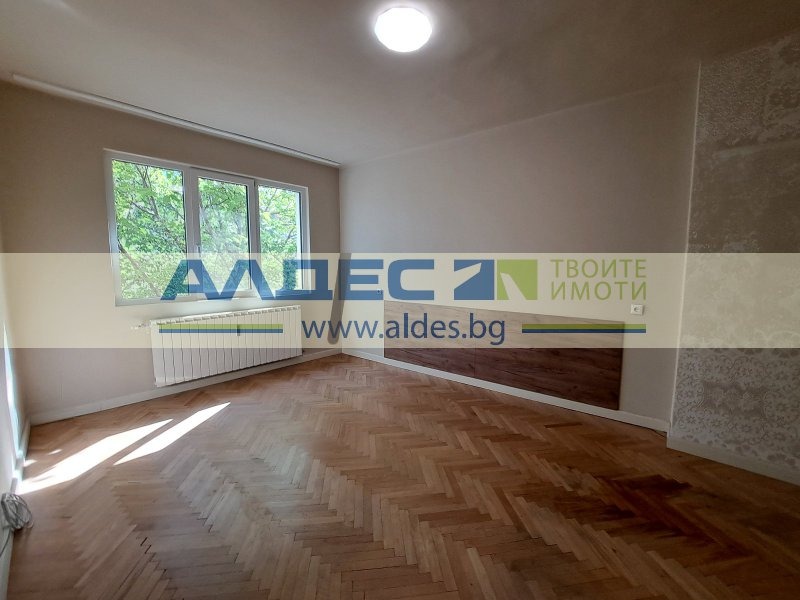 Zu vermieten  2 Schlafzimmer Sofia , Zentar , 100 qm | 37530112 - Bild [10]