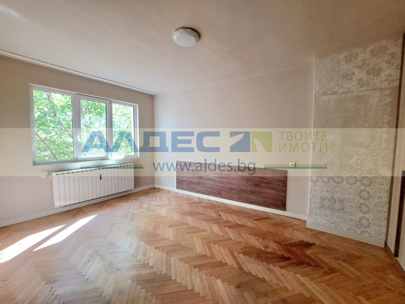 Zu vermieten  2 Schlafzimmer Sofia , Zentar , 100 qm | 37530112 - Bild [6]