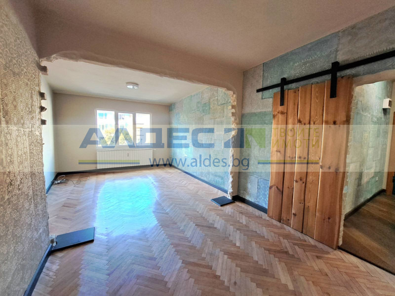 В аренду  2 спальни София , Център , 100 кв.м | 37530112 - изображение [2]