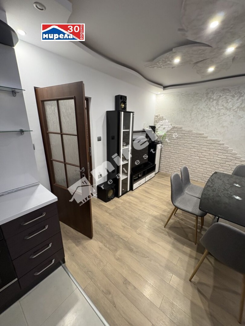 Дава под наем 3-СТАЕН, гр. Велико Търново, Акация, снимка 2 - Апартаменти - 52236183