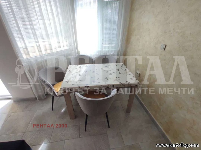 Дава под наем 2-СТАЕН, гр. Пловдив, Кючук Париж, снимка 4 - Апартаменти - 53149686