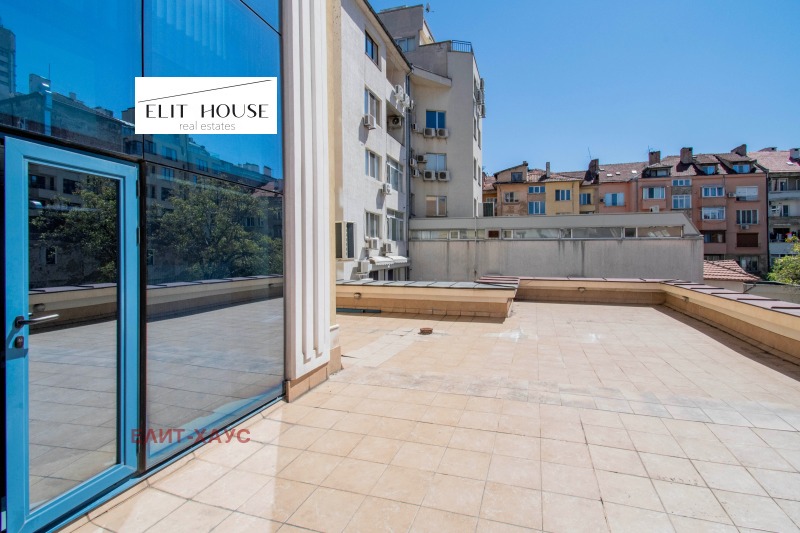 Da affittare  Ufficio Sofia , Tsentar , 200 mq | 30389616