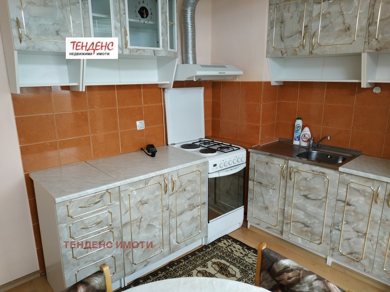 Do wynajęcia  1 sypialnia Kardżali , Wazrożdenci , 68 mkw | 39844512