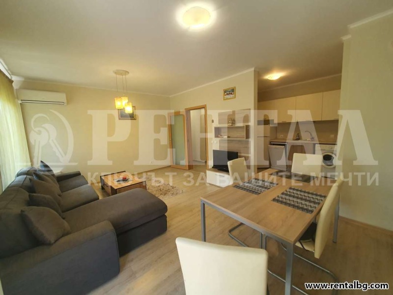 Da affittare  1 camera da letto Plovdiv , Karshiiaka , 70 mq | 40327709