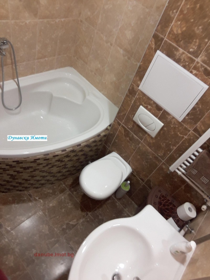 För uthyrning  1 sovrum Ruse , Centar , 65 kvm | 67010694 - bild [6]