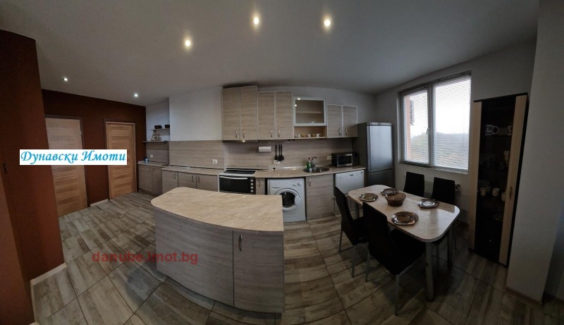 För uthyrning  1 sovrum Ruse , Centar , 65 kvm | 67010694 - bild [2]