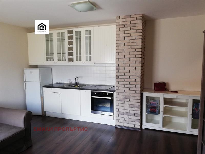 Para alugar  1 quarto Sofia , Manastirski livadi , 65 m² | 46194645