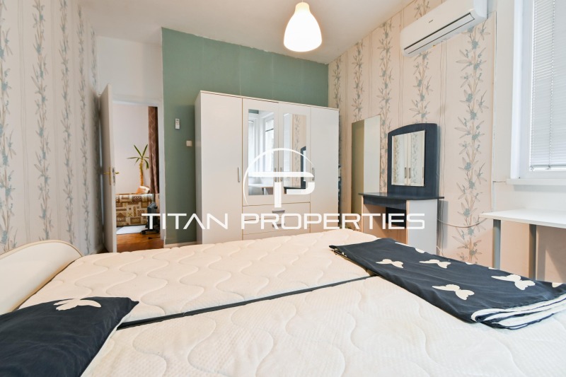 Дава под наем 3-СТАЕН, гр. София, Център, снимка 8 - Апартаменти - 52834161