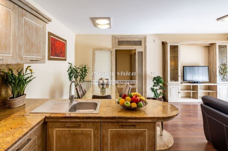 Do wynajęcia  3 sypialnie Sofia , Witosza , 216 mkw | 69032616 - obraz [6]