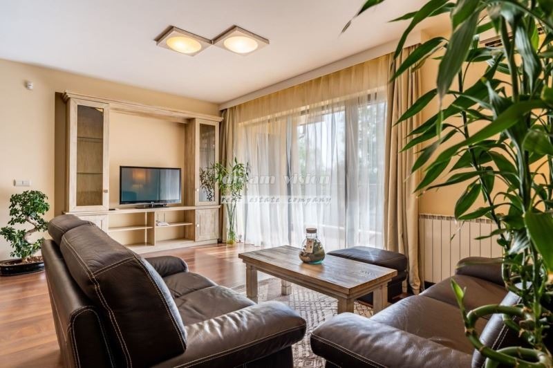 Do wynajęcia  3 sypialnie Sofia , Witosza , 216 mkw | 69032616 - obraz [2]