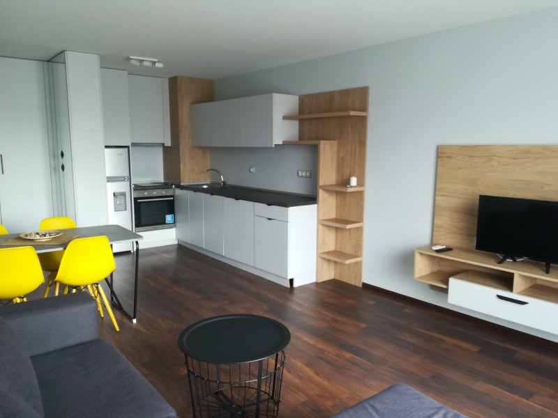 Дава под Наем 2-СТАЕН в град София, Студентски град - 60 кв.м / 780 € » 1 525.55 лв., ДОМ КОНСУЛТ