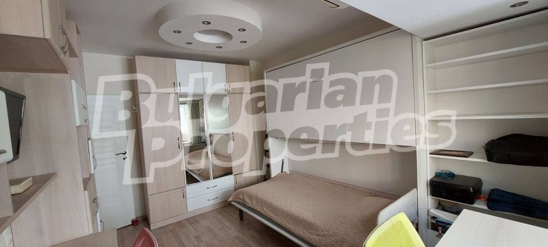 K pronájmu  2 ložnice Varna , Centar , 80 m2 | 67746872 - obraz [8]