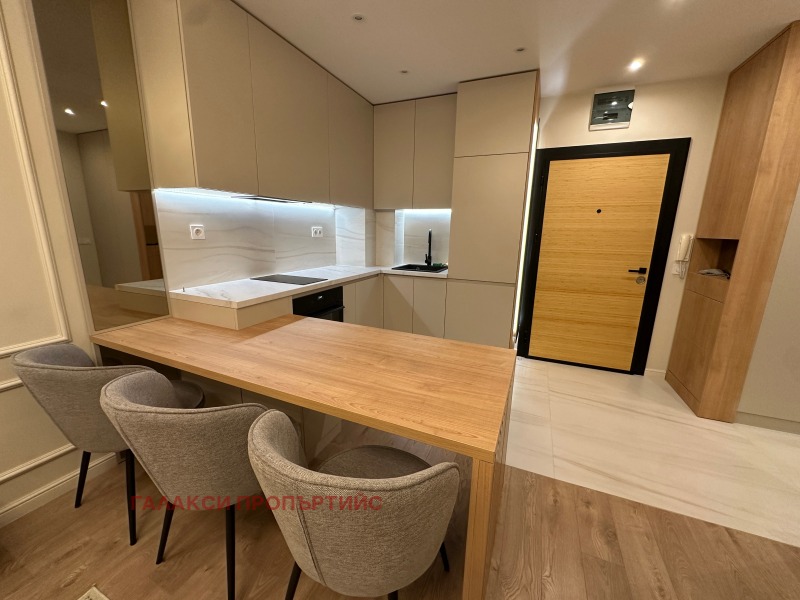 Da affittare  1 camera da letto Sofia , Vitosha , 73 mq | 22838516 - Immagine [2]