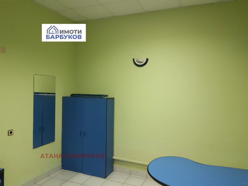 Издаје се  Канцеларија Русе , Центар , 18 м2 | 80476128 - слика [3]