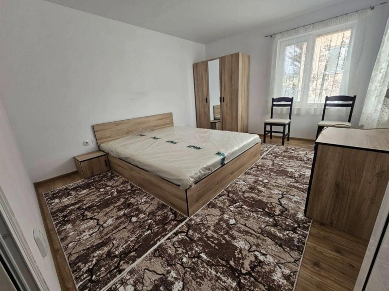 Дава под наем КЪЩА, гр. Костинброд, област София област, снимка 2 - Къщи - 53410345