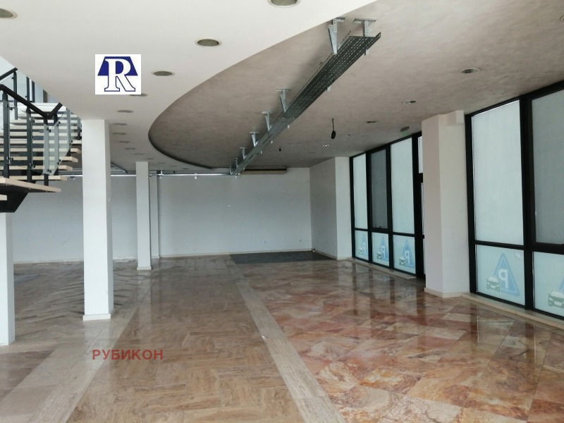 Te huur  Winkel Plovdiv , Industrialna zona - Sever , 800 m² | 53561843 - afbeelding [3]