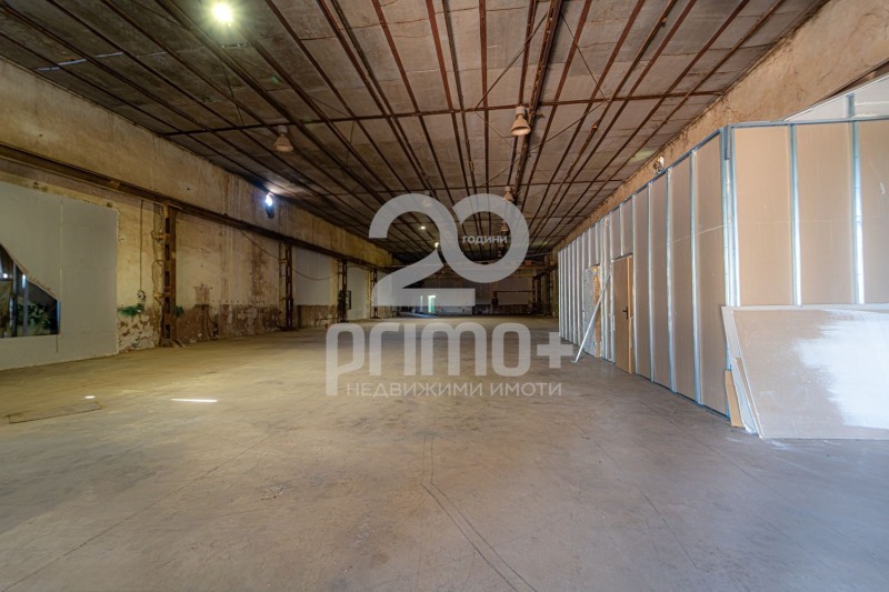 Kiralık  Depolamak bölge Veliko Tarnovo , Balvan , 720 metrekare | 28534664 - görüntü [2]