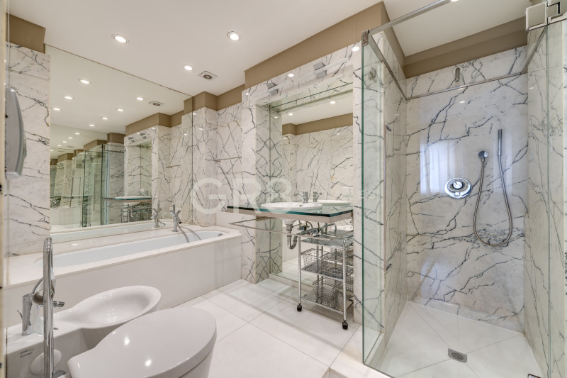 Дава под наем МНОГОСТАЕН, гр. София, Център, снимка 13 - Апартаменти - 53230262