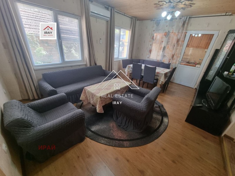 Дава под наем КЪЩА, гр. Стара Загора, ОРБ, снимка 3 - Къщи - 53485618