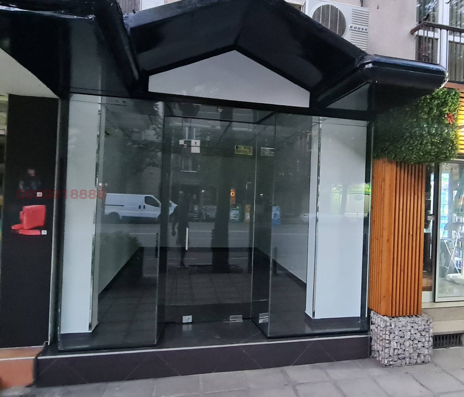 Дава под наем МАГАЗИН, гр. София, Център, снимка 2 - Магазини - 54012913