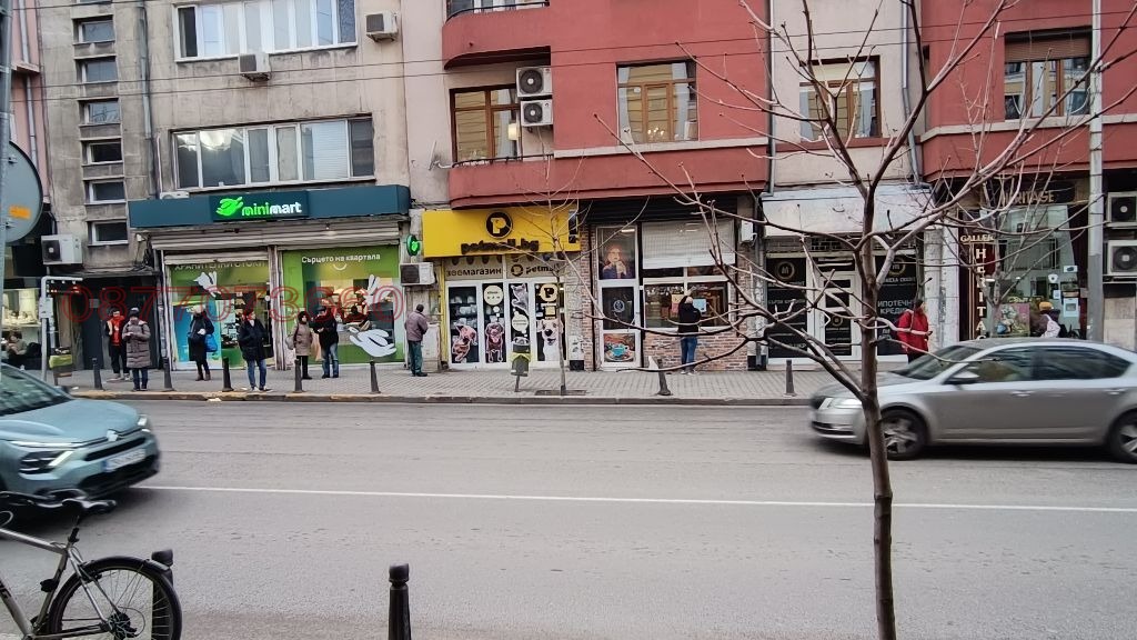 Дава под наем МАГАЗИН, гр. София, Център
