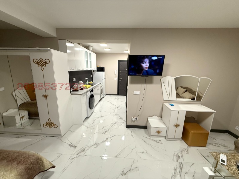 För uthyrning  Studio Sofia , Studentski grad , 38 kvm | 79608508 - bild [5]