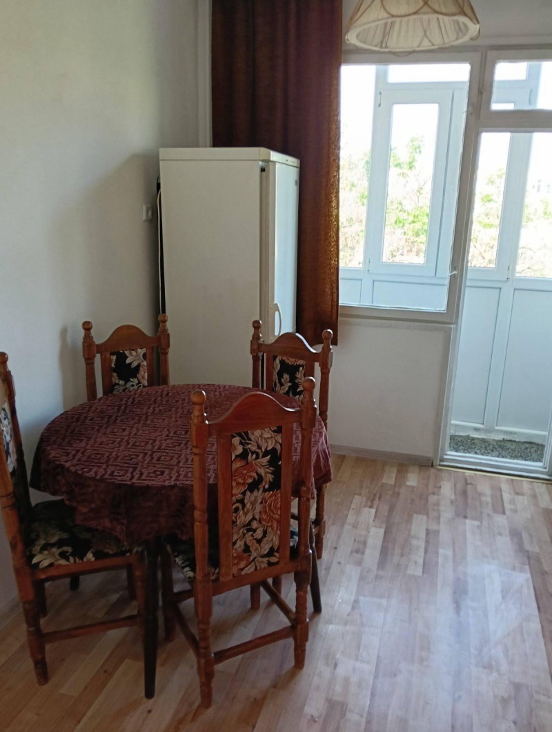 Zu vermieten  2 Schlafzimmer Plowdiw , Hristo Smirnenski , 70 qm | 82908493 - Bild [3]