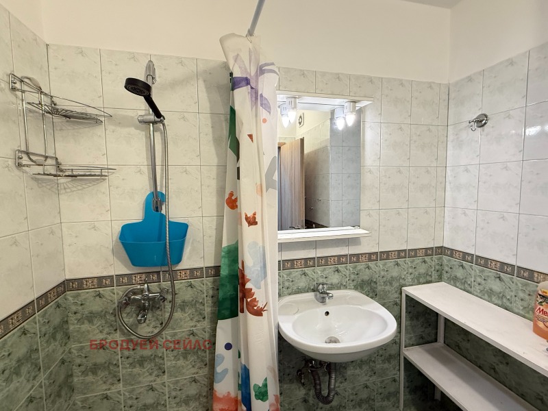 Vuokrattavana  2 makuuhuonetta Sofia , Gotse Deltšev , 95 neliömetriä | 95690127 - kuva [12]