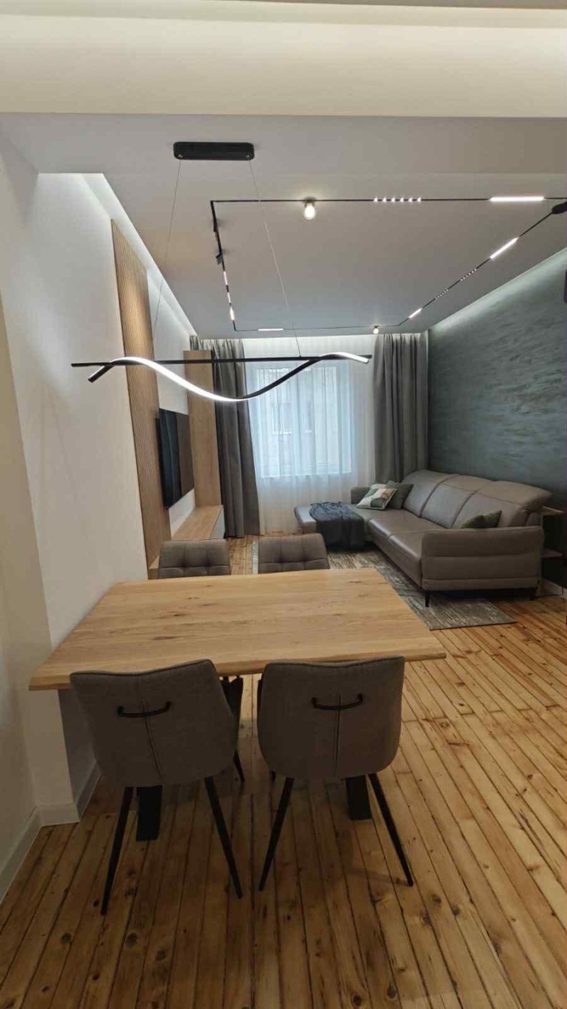 Дава под наем 4-СТАЕН, гр. София, Център, снимка 3 - Апартаменти - 52546039