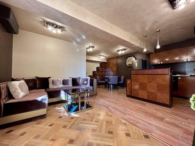 Дава под наем МНОГОСТАЕН, гр. Пловдив, Христо Смирненски